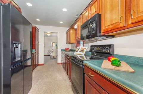 Tiny photo for 136 S Garfield Avenue, Columbus, OH 43205 (MLS # 226000347)