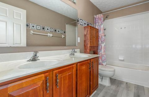 Tiny photo for 4402 Pantonbury Street, New Albany, OH 43054 (MLS # 226014079)
