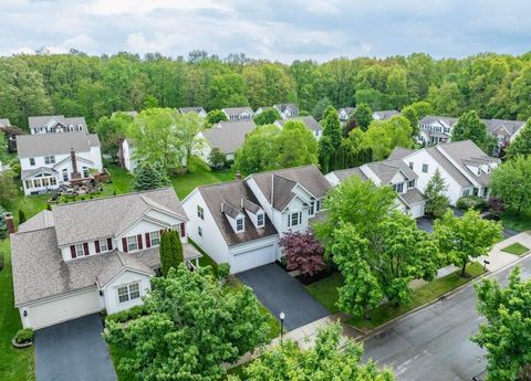 Tiny photo for 4402 Pantonbury Street, New Albany, OH 43054 (MLS # 226014079)