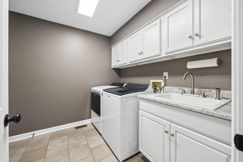 Tiny photo for 9251 Din Eidyn Drive, Dublin, OH 43017 (MLS # 226036418)
