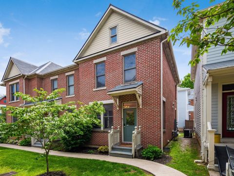 Photo of 965 Delaware Avenue, Columbus, OH 43201 (MLS # 226016383)