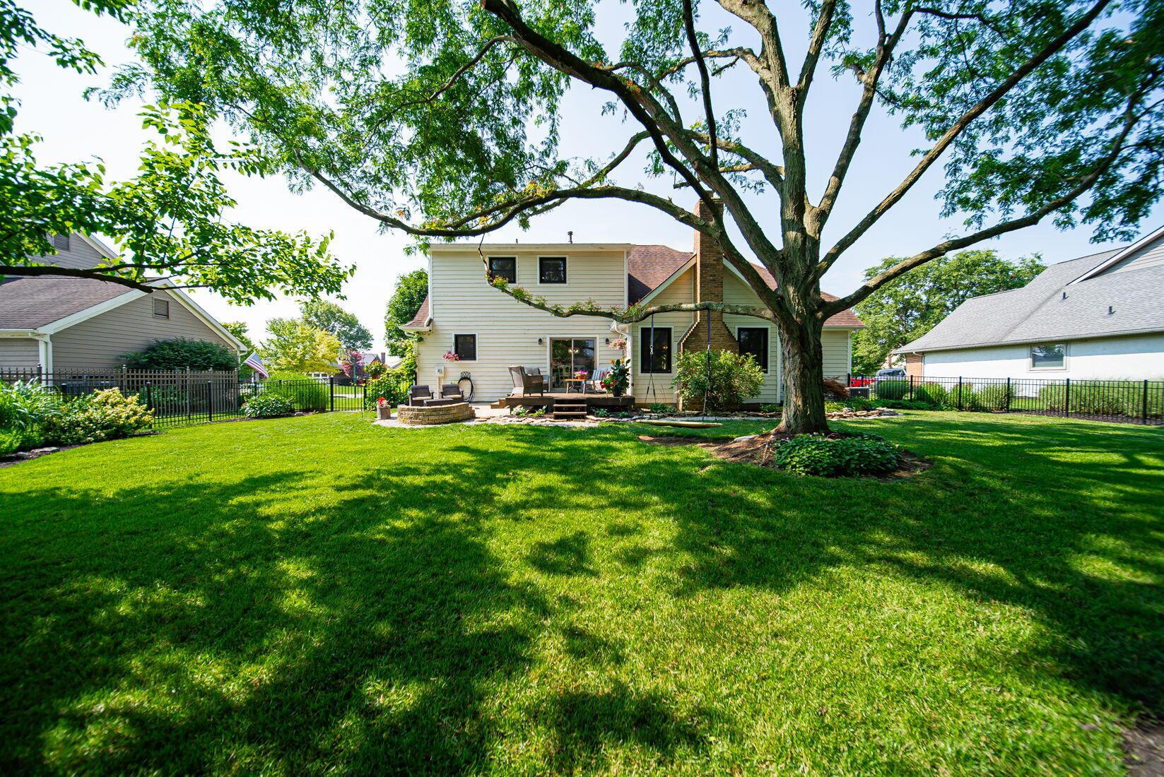 Grove City, Ohio 43123, United States, 4 Bedrooms Bedrooms, ,3 BathroomsBathrooms,Residential,Contingent,161330