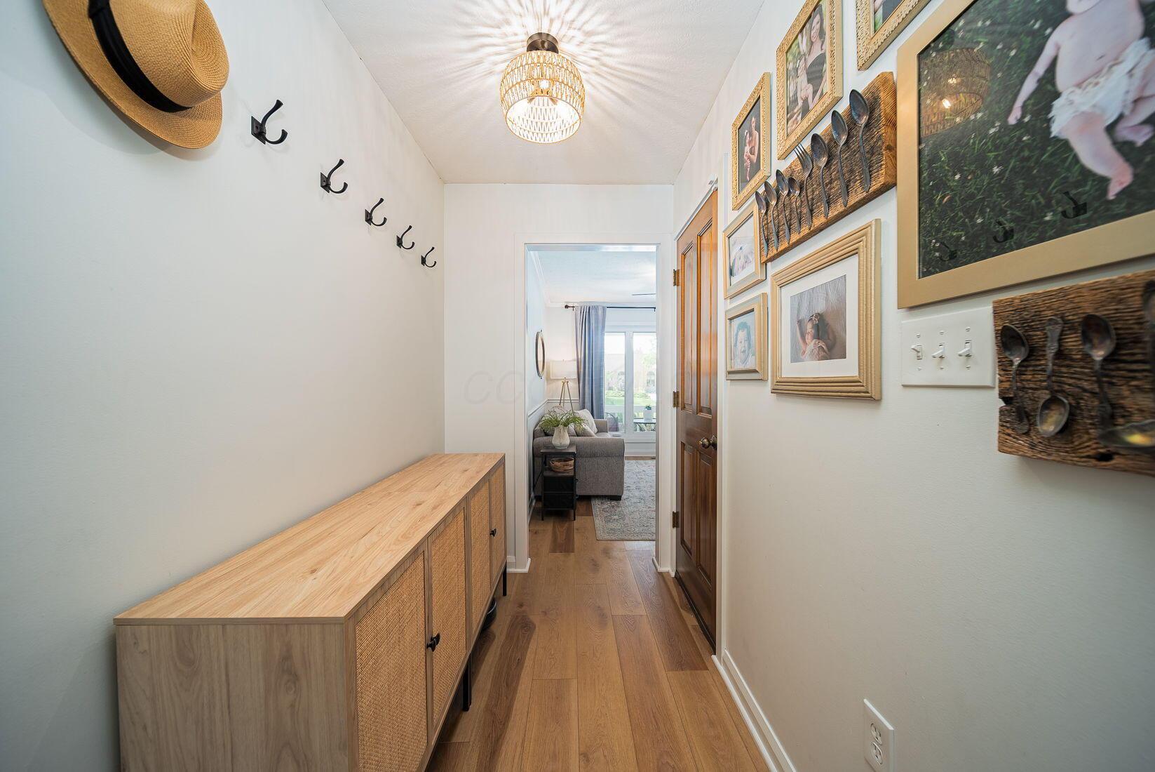 Grove City, Ohio 43123, United States, 4 Bedrooms Bedrooms, ,3 BathroomsBathrooms,Residential,Contingent,161330