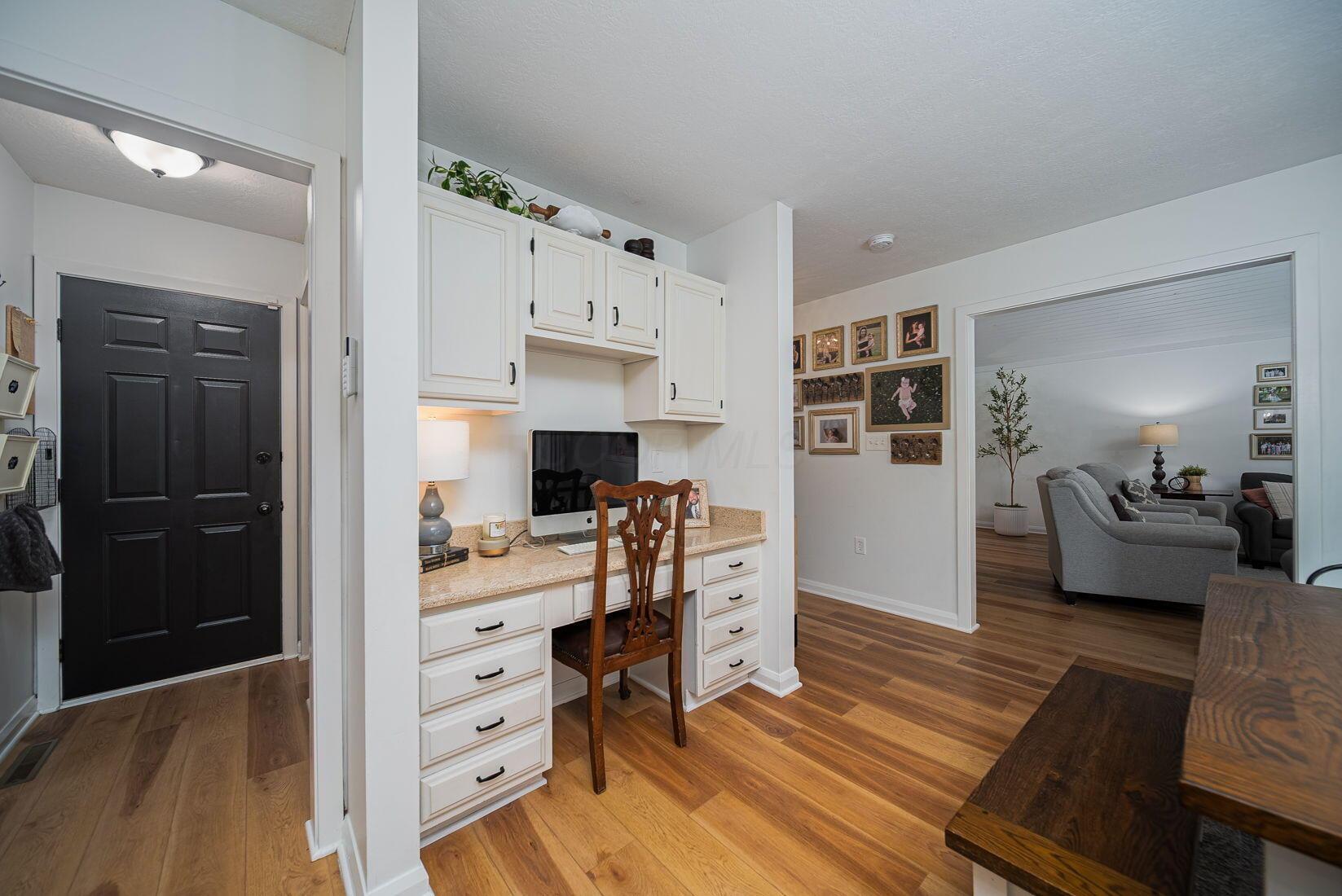 Grove City, Ohio 43123, United States, 4 Bedrooms Bedrooms, ,3 BathroomsBathrooms,Residential,Contingent,161330