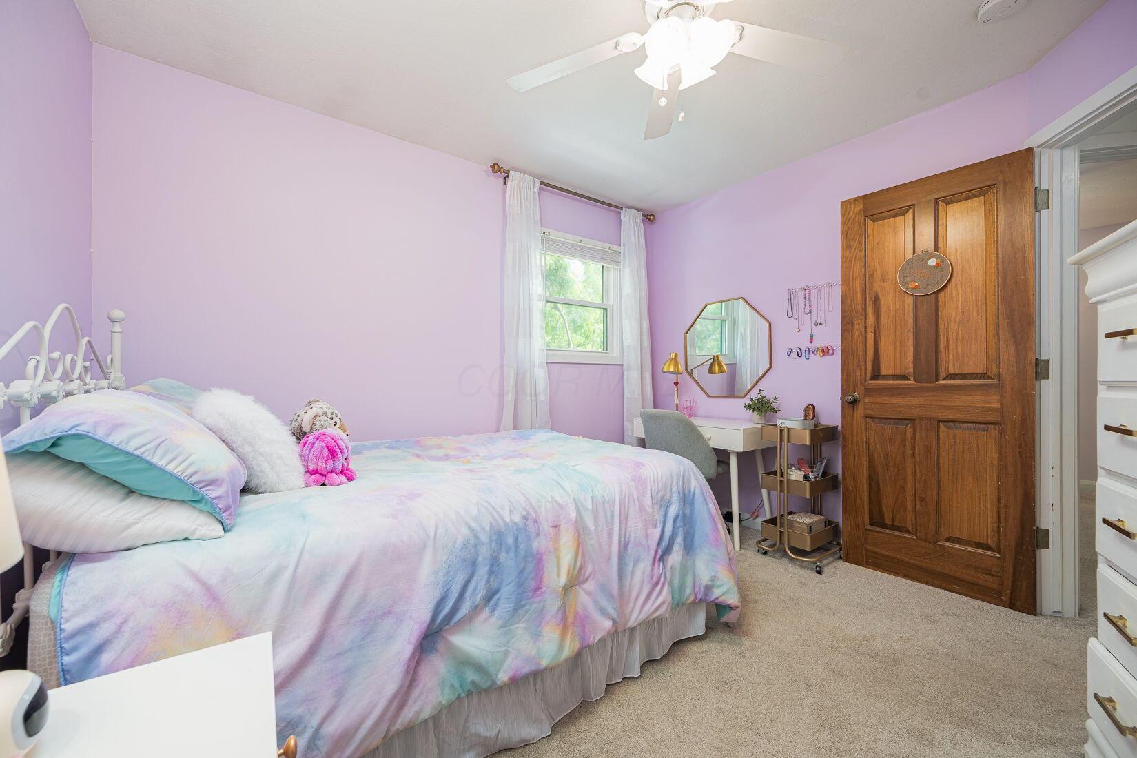 Grove City, Ohio 43123, United States, 4 Bedrooms Bedrooms, ,3 BathroomsBathrooms,Residential,Contingent,161330