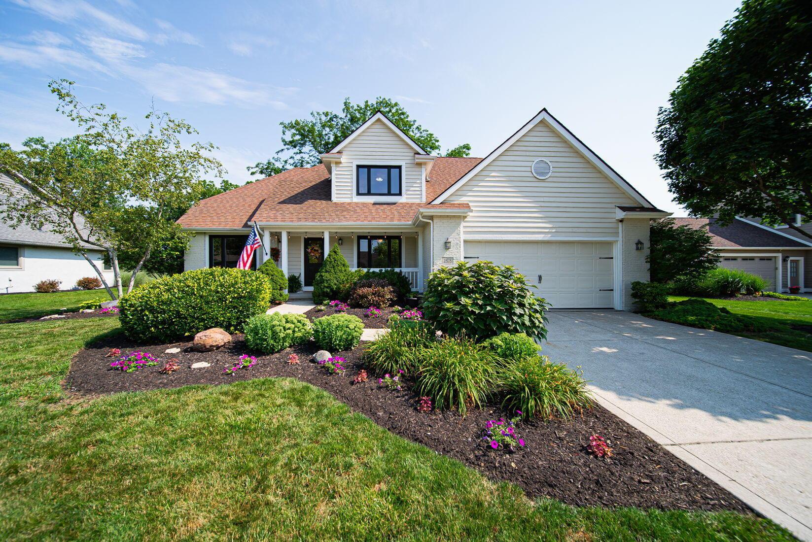 Grove City, Ohio 43123, United States, 4 Bedrooms Bedrooms, ,3 BathroomsBathrooms,Residential,Contingent,161330