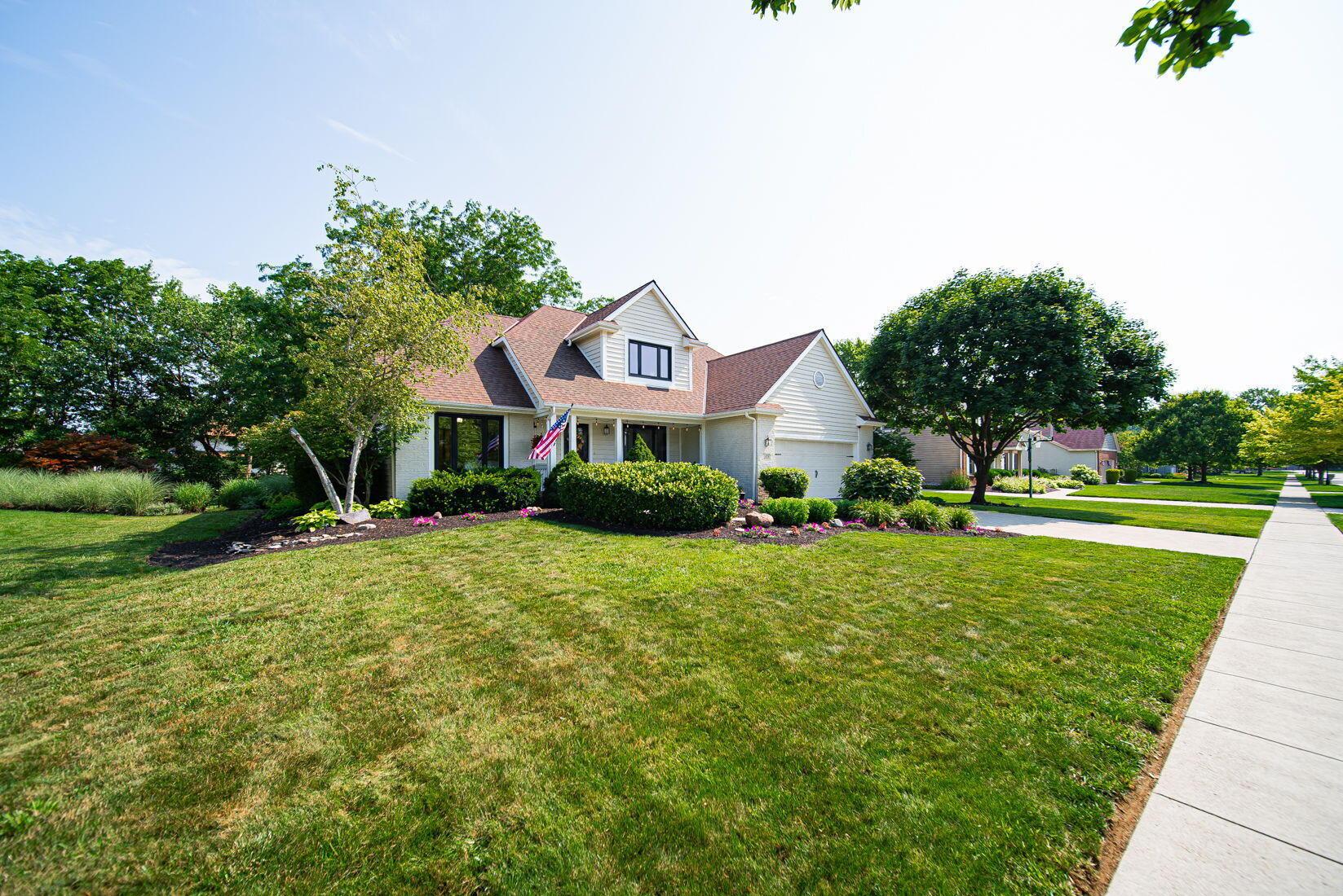 Grove City, Ohio 43123, United States, 4 Bedrooms Bedrooms, ,3 BathroomsBathrooms,Residential,Contingent,161330