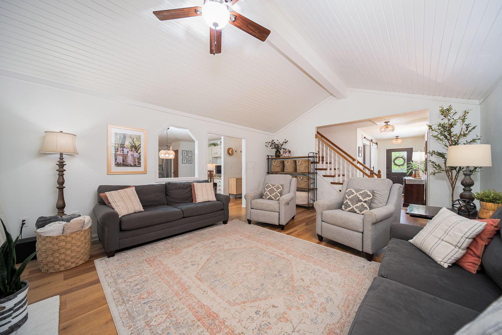 Grove City, Ohio 43123, United States, 4 Bedrooms Bedrooms, ,3 BathroomsBathrooms,Residential,Contingent,161330