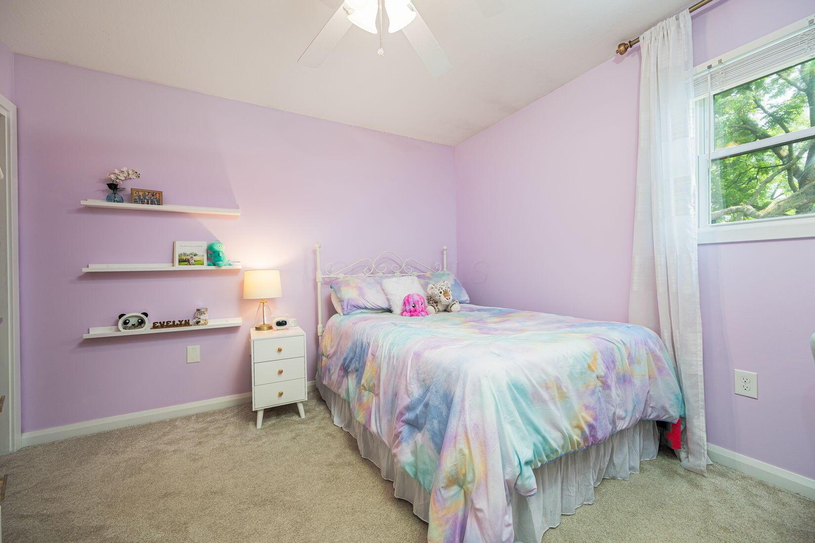 Grove City, Ohio 43123, United States, 4 Bedrooms Bedrooms, ,3 BathroomsBathrooms,Residential,Contingent,161330