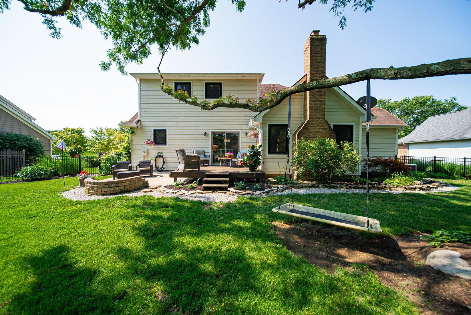 Grove City, Ohio 43123, United States, 4 Bedrooms Bedrooms, ,3 BathroomsBathrooms,Residential,Contingent,161330