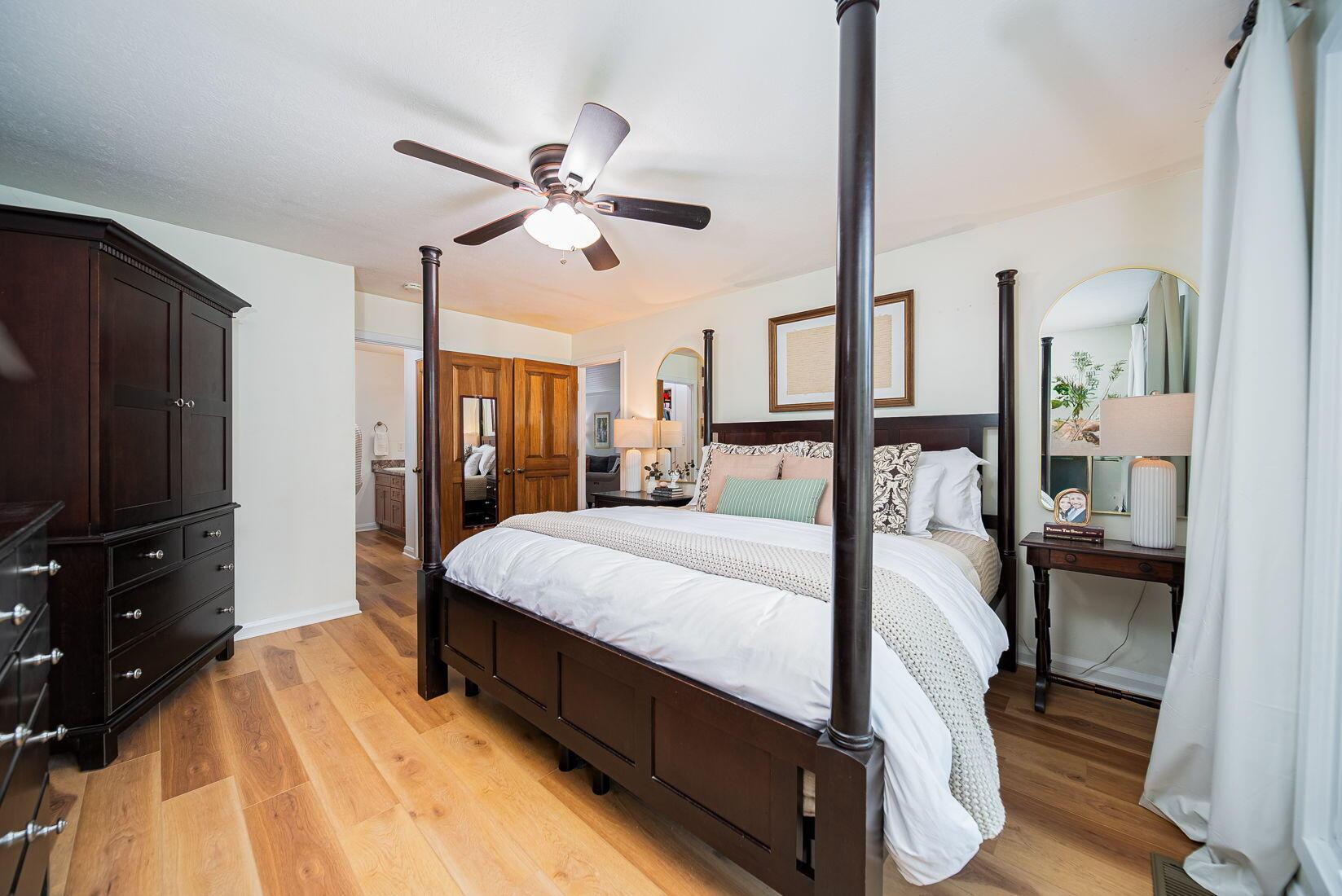 Grove City, Ohio 43123, United States, 4 Bedrooms Bedrooms, ,3 BathroomsBathrooms,Residential,Contingent,161330