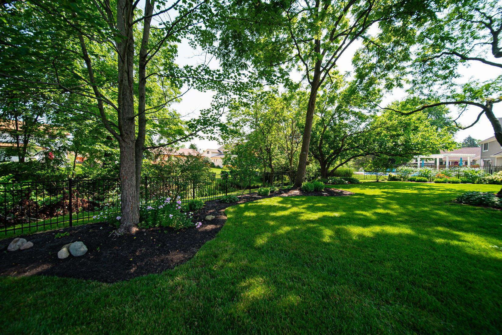 Grove City, Ohio 43123, United States, 4 Bedrooms Bedrooms, ,3 BathroomsBathrooms,Residential,Contingent,161330