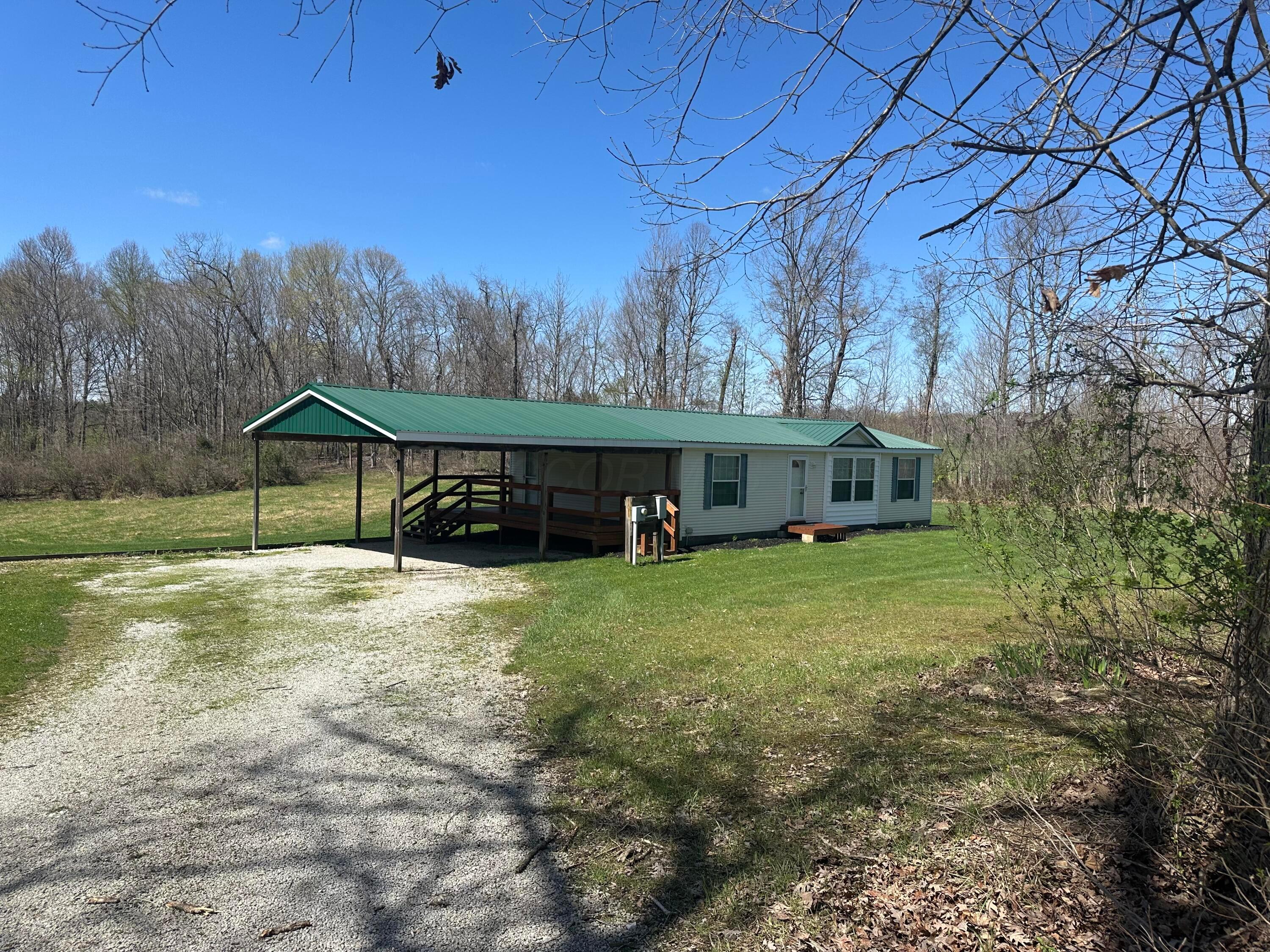 7555 Dutch Ridge Road, New Straitsville, Ohio image 2