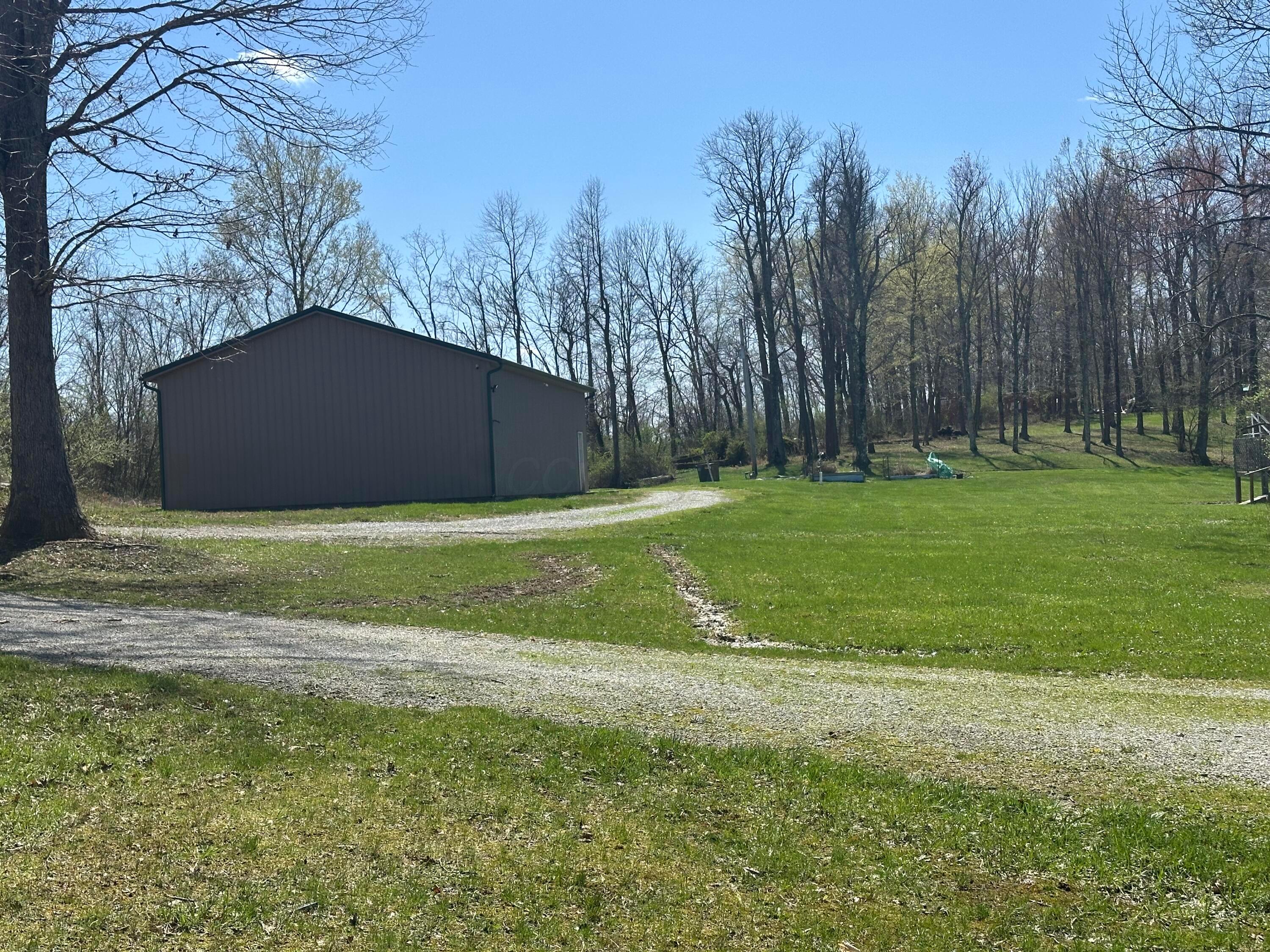 7555 Dutch Ridge Road, New Straitsville, Ohio image 25