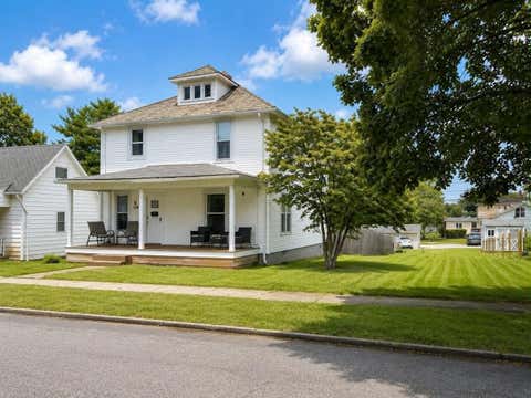 Photo of 319 Eastern Avenue, New Lexington, OH 43764 (MLS # 226028427)