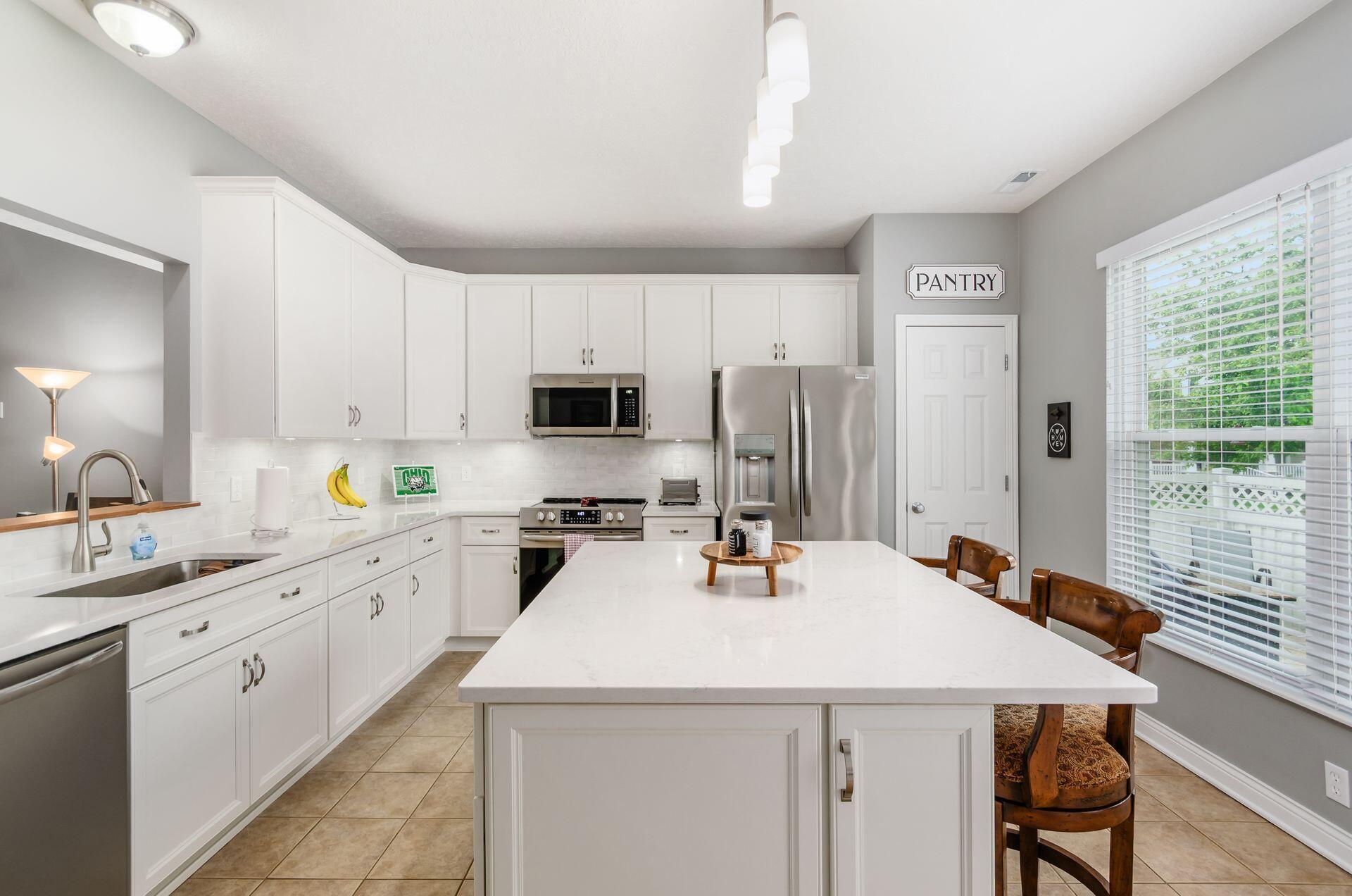 4703 Trumhall Drive, Grove City, Ohio image 13