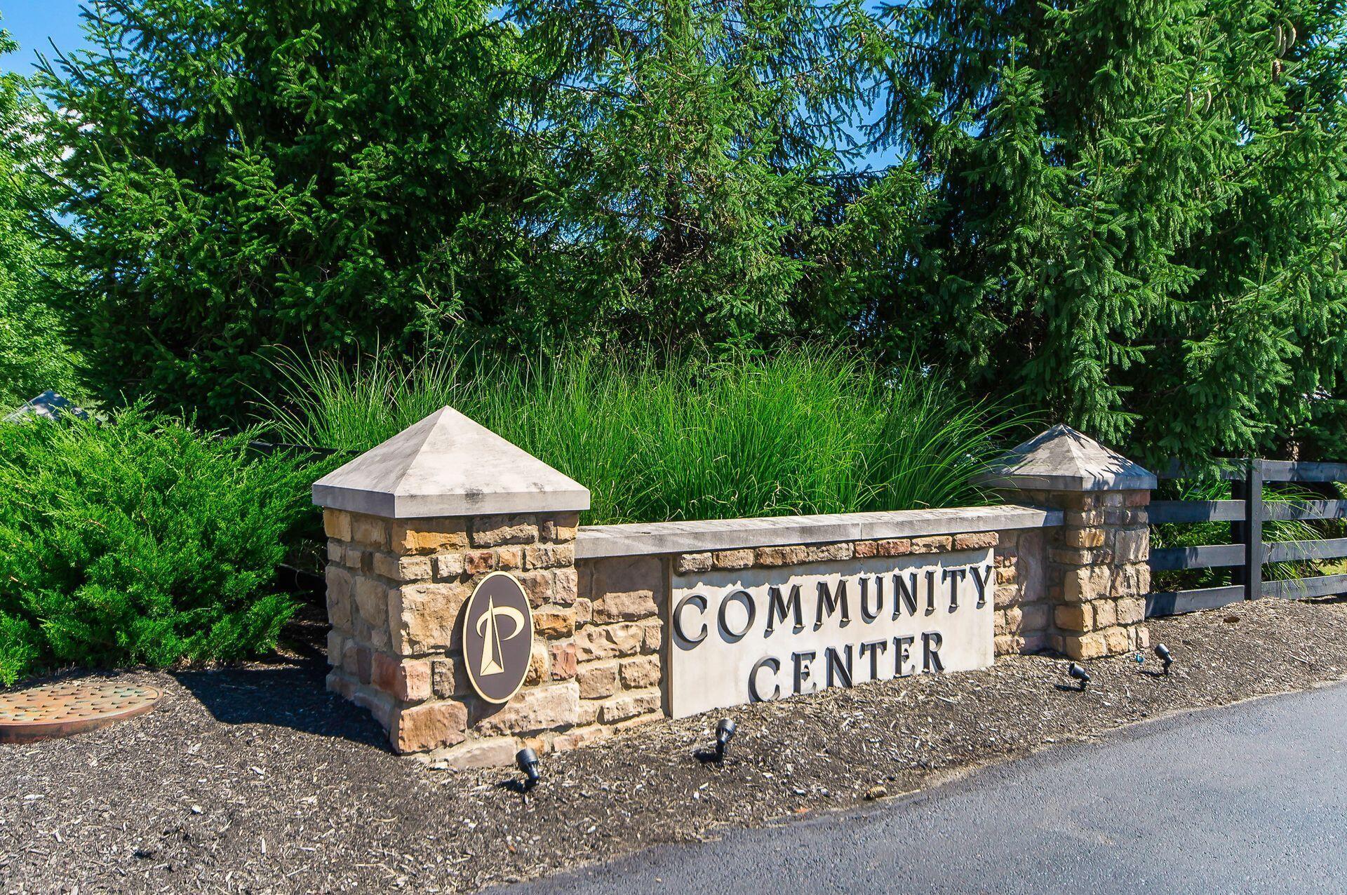 4703 Trumhall Drive, Grove City, Ohio image 40