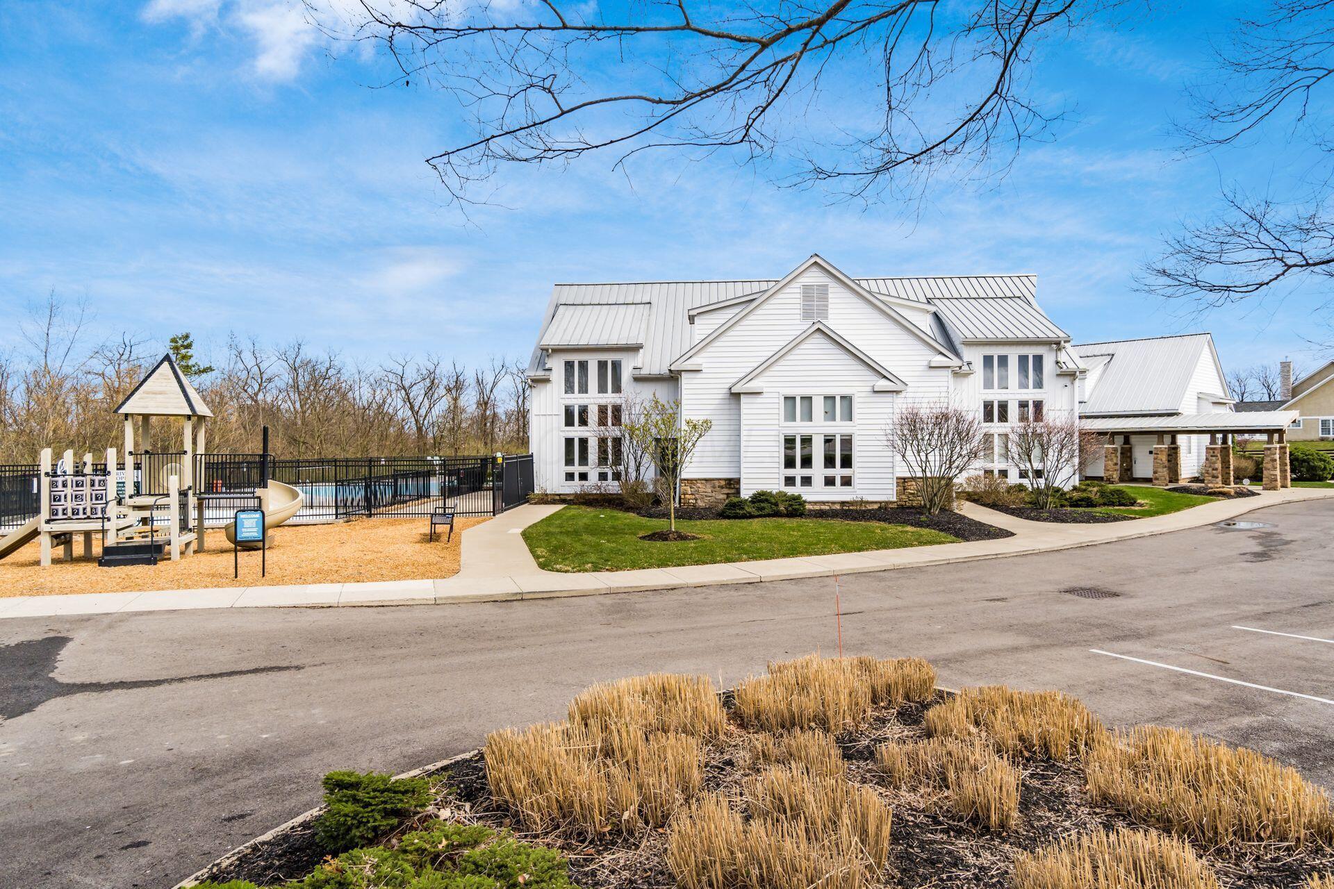 4703 Trumhall Drive, Grove City, Ohio image 49