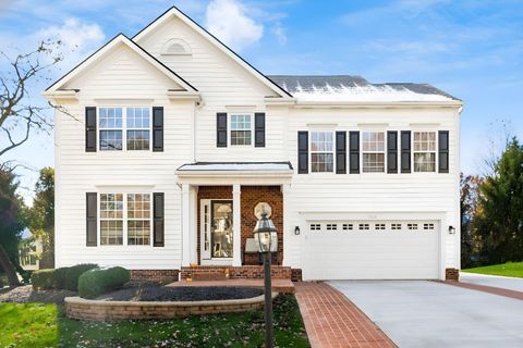 Photo of 5114 Thornwood Drive, Westerville, OH 43082 (MLS # 225043366)