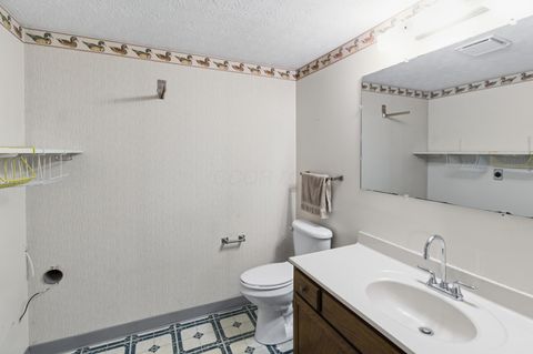 Tiny photo for 6834 Cedar Brook Glen, New Albany, OH 43054 (MLS # 225040677)