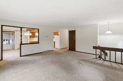 Tiny photo for 6834 Cedar Brook Glen, New Albany, OH 43054 (MLS # 225040677)