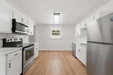 Tiny photo for 383 S Wayne Avenue, Columbus, OH 43204 (MLS # 226028924)