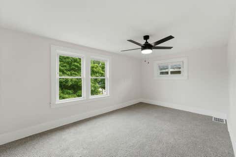 Tiny photo for 383 S Wayne Avenue, Columbus, OH 43204 (MLS # 226028924)