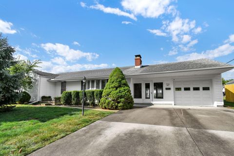 Photo of 23 N 27th Street, Newark, OH 43055 (MLS # 225036278)