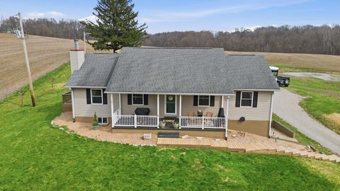 Photo of 4190 Township Road 143 NE, Somerset, OH 43783 (MLS # 226008731)