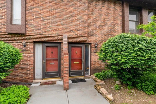 2806 DOWNING WAY # 37, COLUMBUS, OH 43221 - Image 71b147cea6b361c19572264d65a6d89c/2746456008
