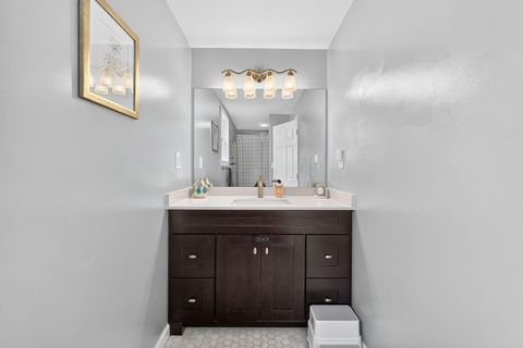 Tiny photo for 3698 Irving Way N, Columbus, OH 43214 (MLS # 226027347)