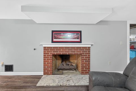 Tiny photo for 3698 Irving Way N, Columbus, OH 43214 (MLS # 226027347)