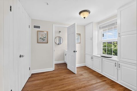 Tiny photo for 3698 Irving Way N, Columbus, OH 43214 (MLS # 226027347)