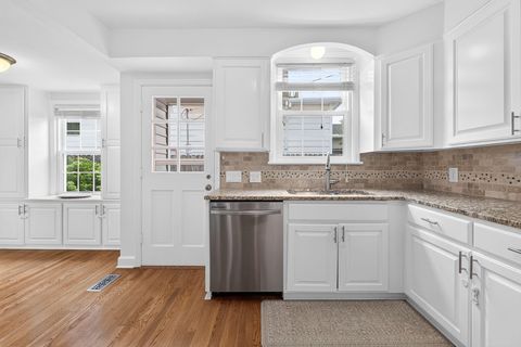 Tiny photo for 3698 Irving Way N, Columbus, OH 43214 (MLS # 226027347)