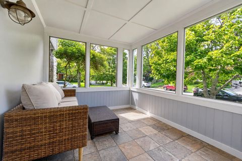 Tiny photo for 3698 Irving Way N, Columbus, OH 43214 (MLS # 226027347)