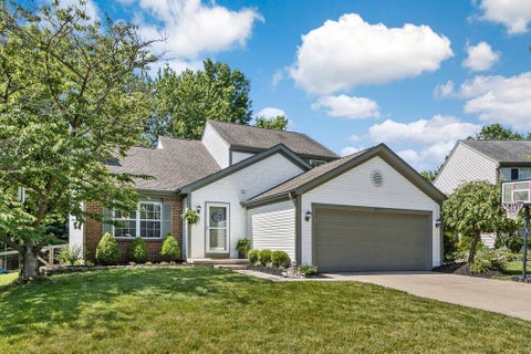 Photo of 8975 Newmills Lane, Lewis Center, OH 43035 (MLS # 226025781)