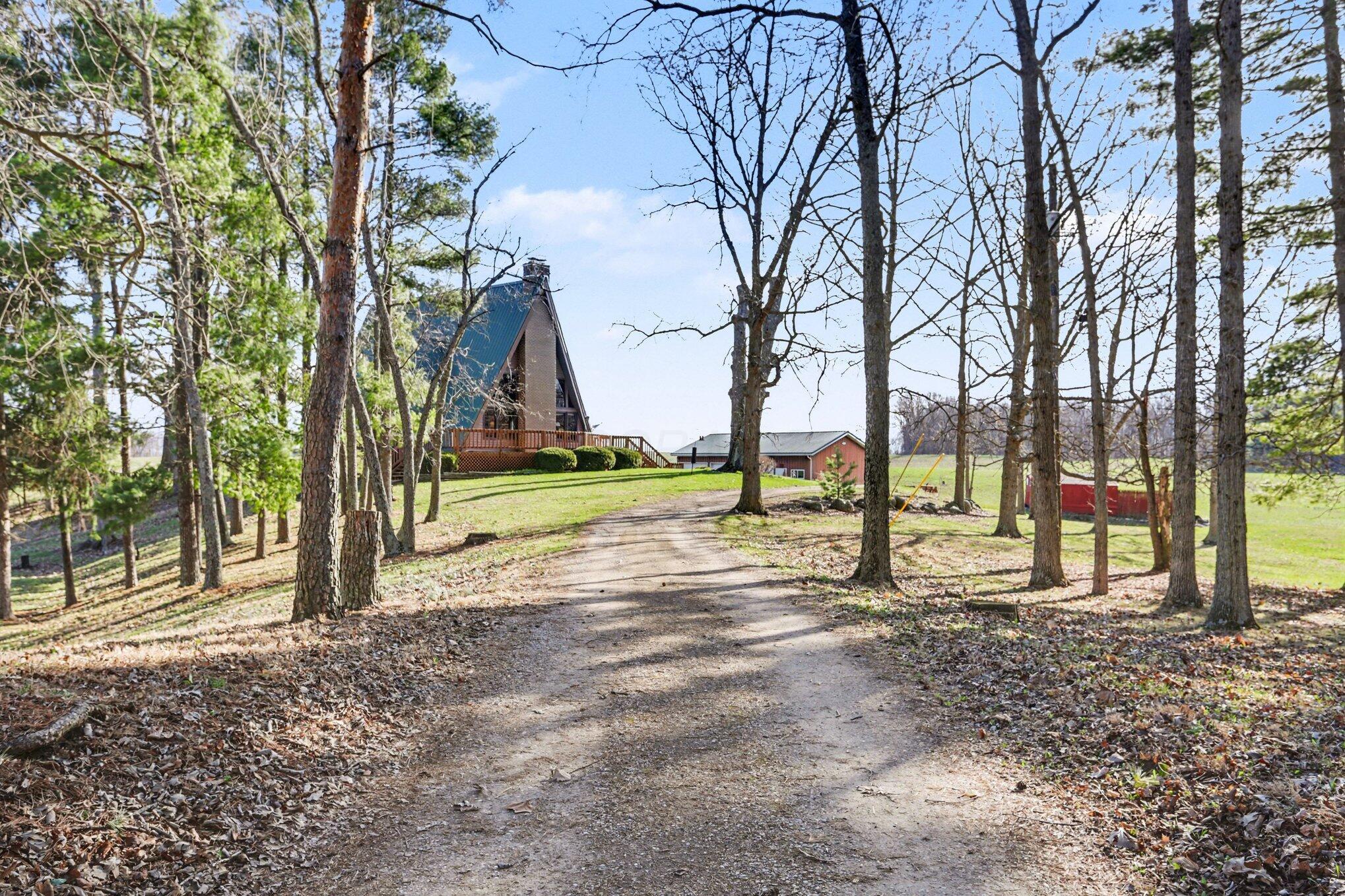 4653 Township Road 187