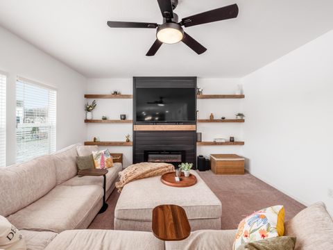 Tiny photo for 488 Rochdale Run, Delaware, OH 43015 (MLS # 226008146)