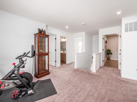 Tiny photo for 488 Rochdale Run, Delaware, OH 43015 (MLS # 226008146)