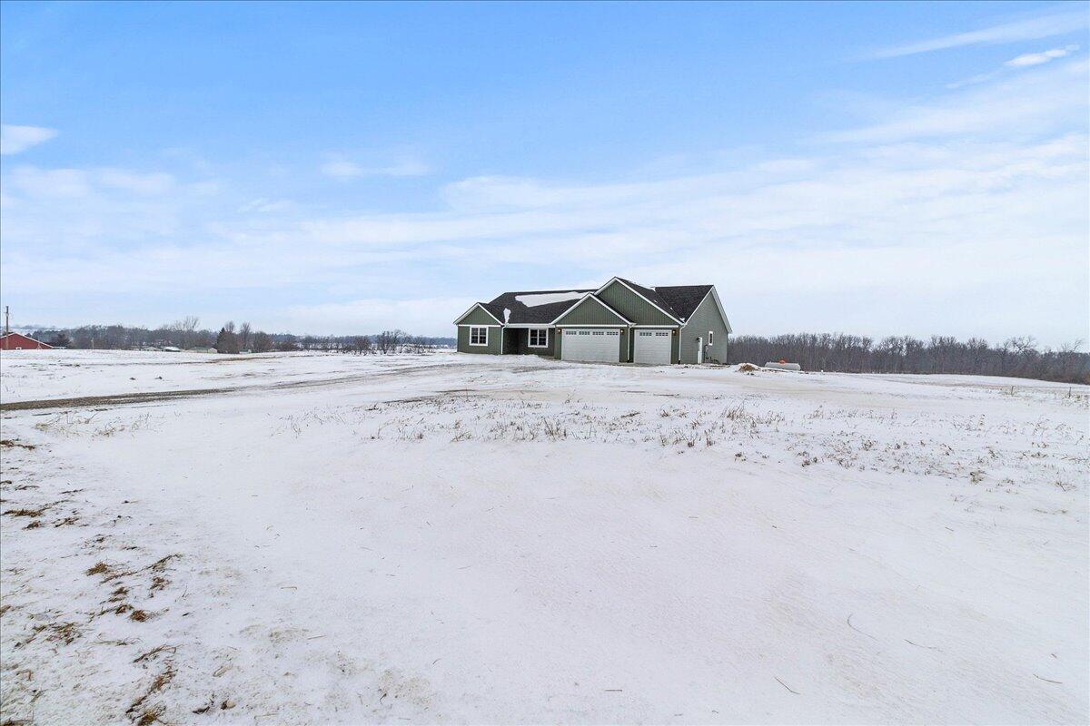 6660 Stringtown Road, Cable, Ohio image 2