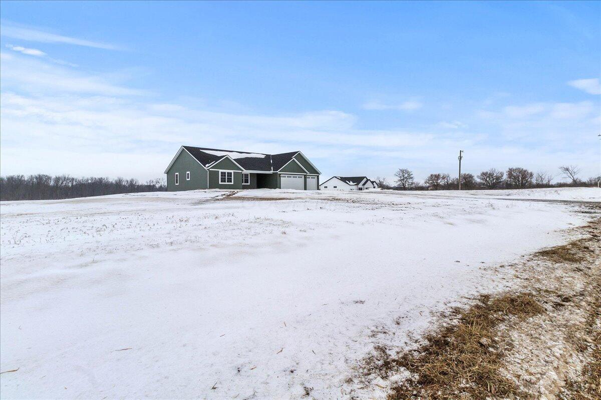6660 Stringtown Road, Cable, Ohio image 4
