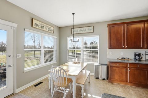 Tiny photo for 1222 Carnoustie Circle, Grove City, OH 43123 (MLS # 226000456)