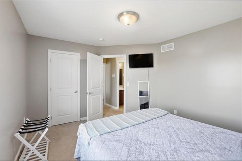 Tiny photo for 1222 Carnoustie Circle, Grove City, OH 43123 (MLS # 226000456)