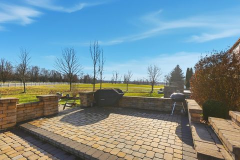 Tiny photo for 1222 Carnoustie Circle, Grove City, OH 43123 (MLS # 226000456)