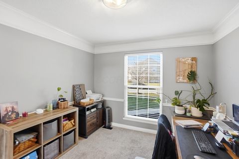 Tiny photo for 1222 Carnoustie Circle, Grove City, OH 43123 (MLS # 226000456)