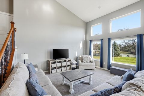 Tiny photo for 1222 Carnoustie Circle, Grove City, OH 43123 (MLS # 226000456)