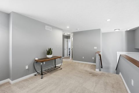 Tiny photo for 1222 Carnoustie Circle, Grove City, OH 43123 (MLS # 226000456)