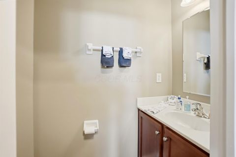 Tiny photo for 1222 Carnoustie Circle, Grove City, OH 43123 (MLS # 226000456)