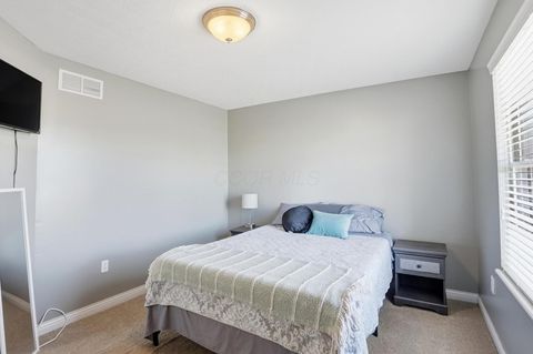 Tiny photo for 1222 Carnoustie Circle, Grove City, OH 43123 (MLS # 226000456)