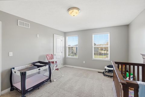 Tiny photo for 1222 Carnoustie Circle, Grove City, OH 43123 (MLS # 226000456)